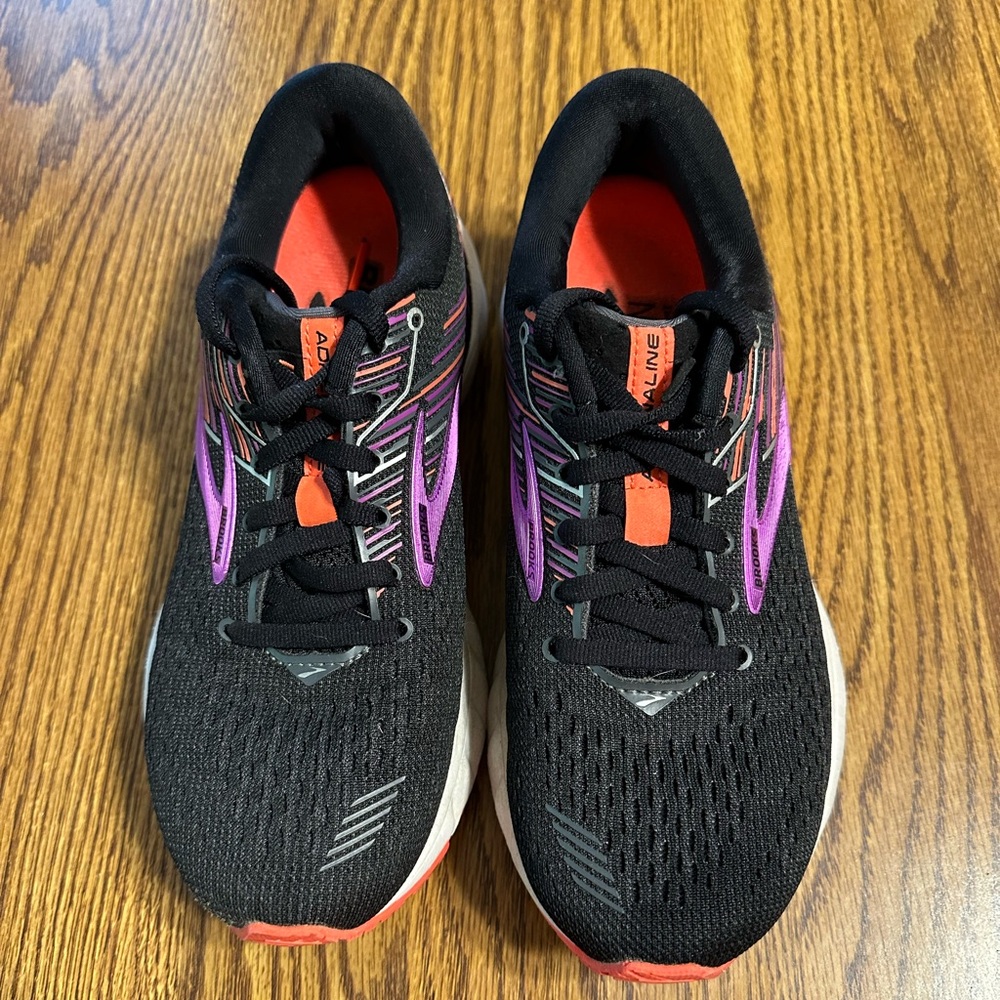 Brooks Adrenaline Black and Purple Athletic Shoes with Mesh Upper